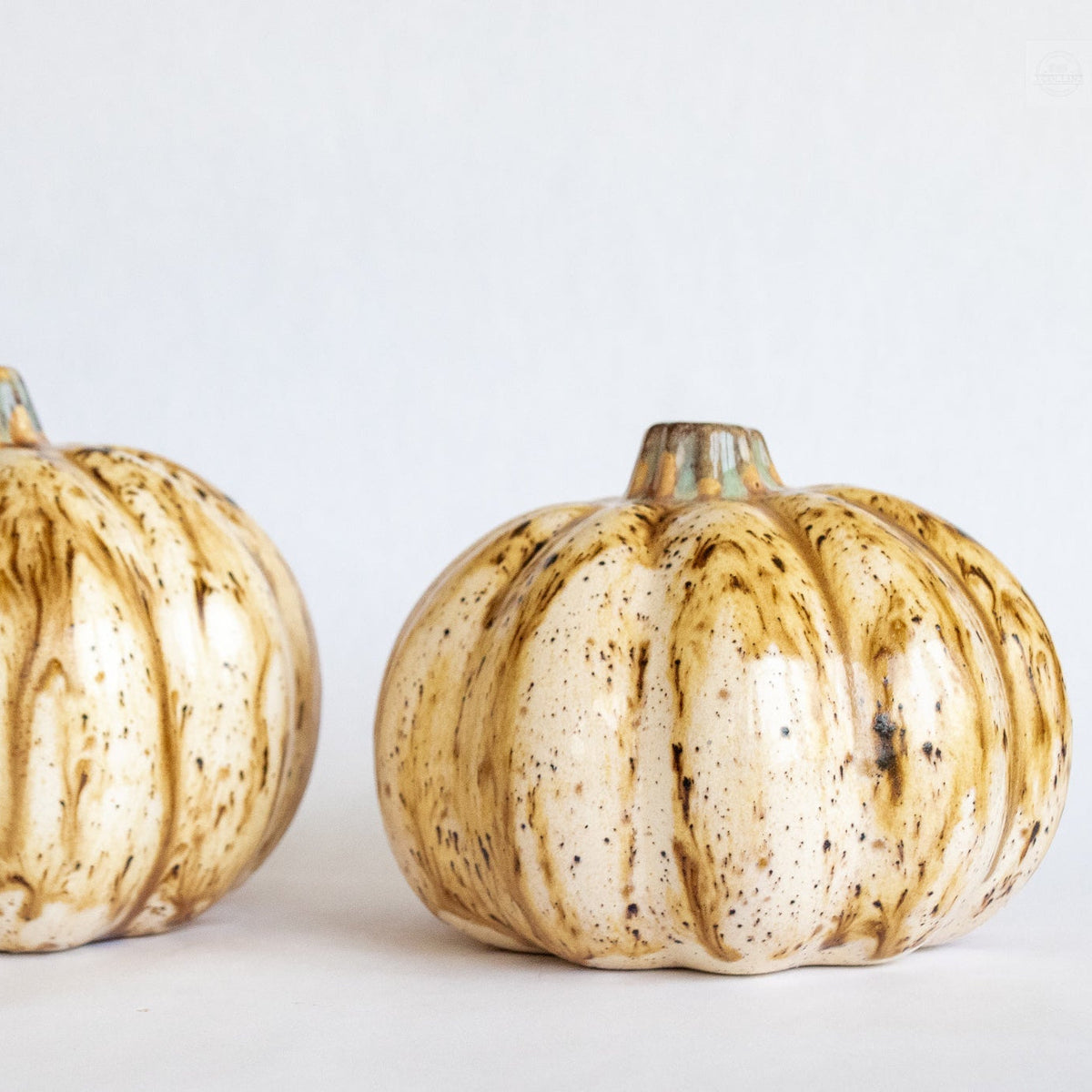 How to Put Together a Fall Hostess Gift That Feels Personal