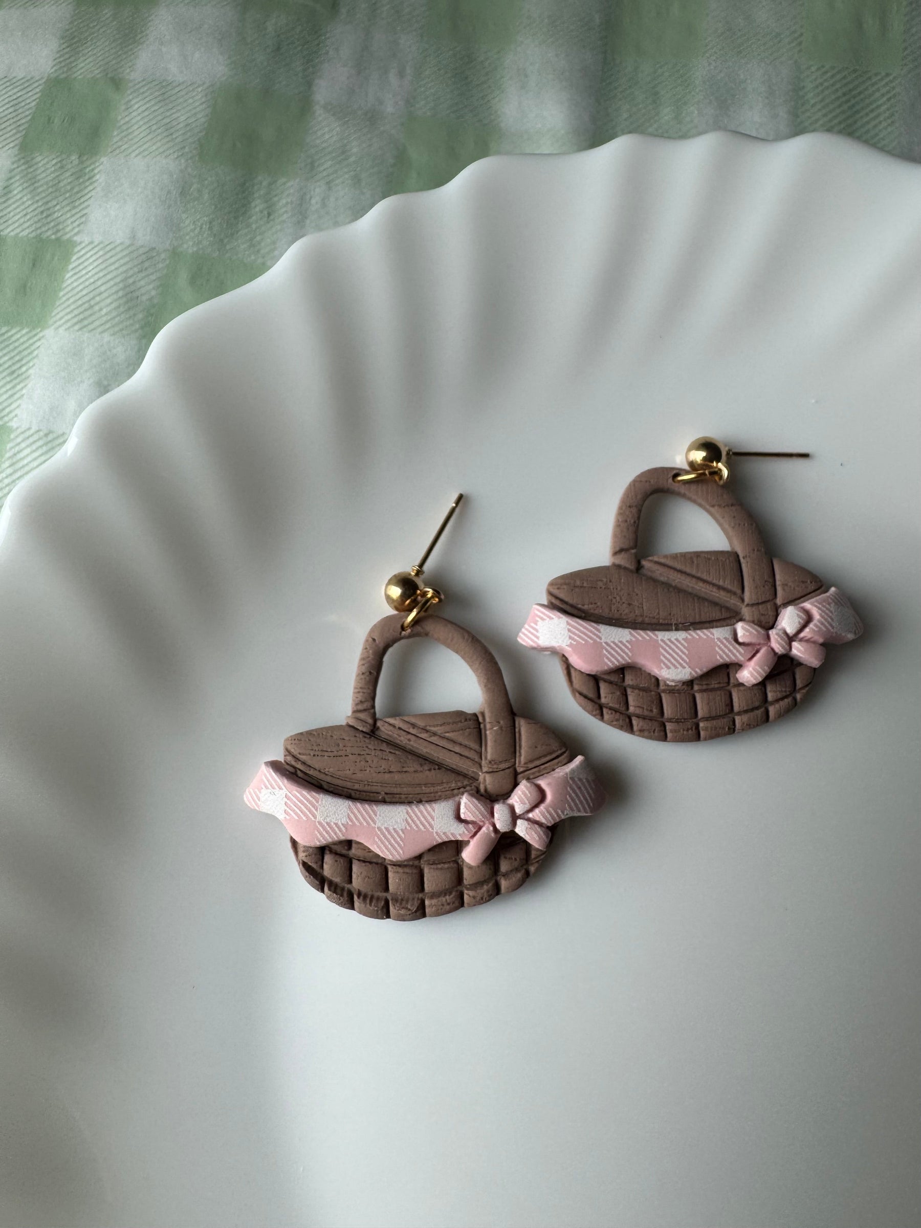 Picnic Baskets, Pink