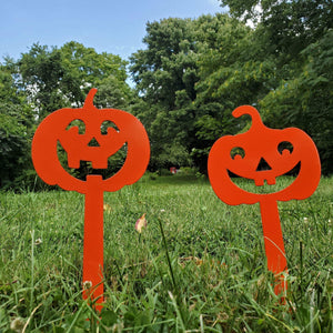 Set of 2 Pumpkin Yard Stakes – Outdoor Metal Halloween Lawn Decor – Powder Coated Steel Jack O Lanterns detail view by Martin