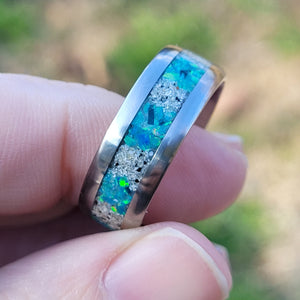 The Lost Luna Memorial Ring - Cremation Ash and Opal - Glow-in-the-Dark - Titanium
