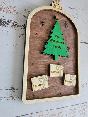 2025 Tree Family Christmas Ornamenet by EverLee Creations, ornament detail photo 3