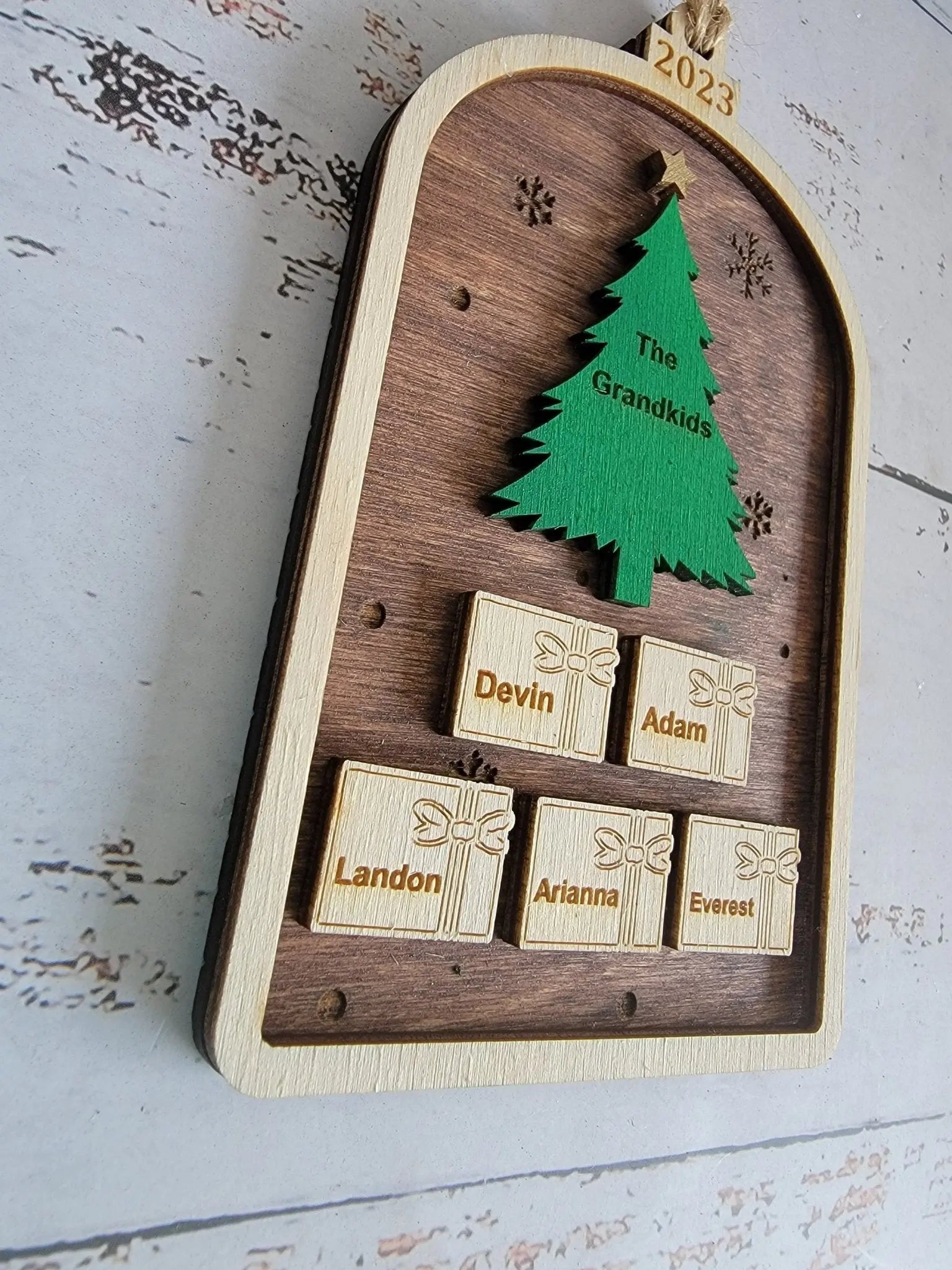 2025 Tree Family Christmas Ornamenet by EverLee Creations, ornament detail photo 6