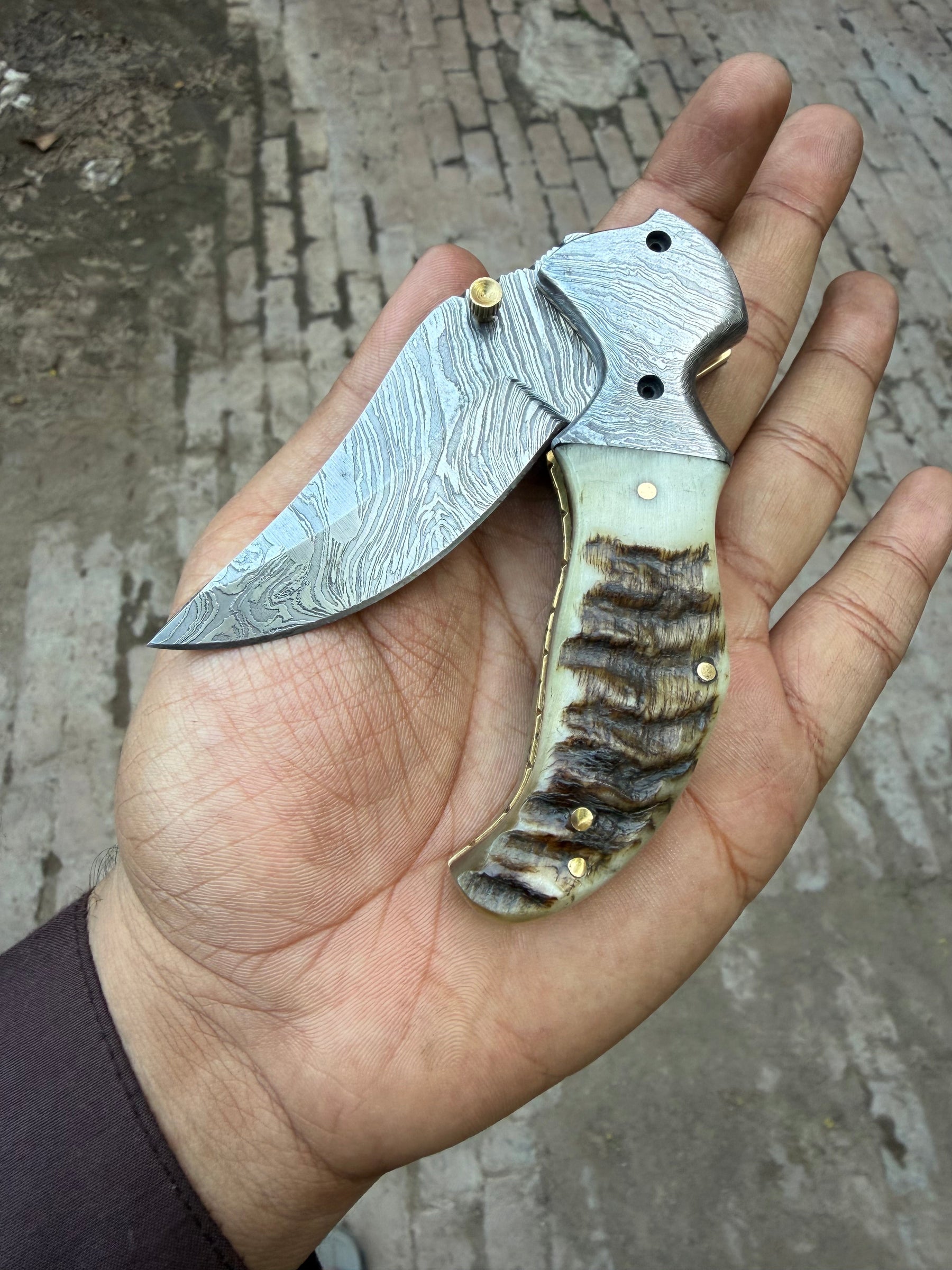 Pearlridge Damascus Folder product detail, view 2