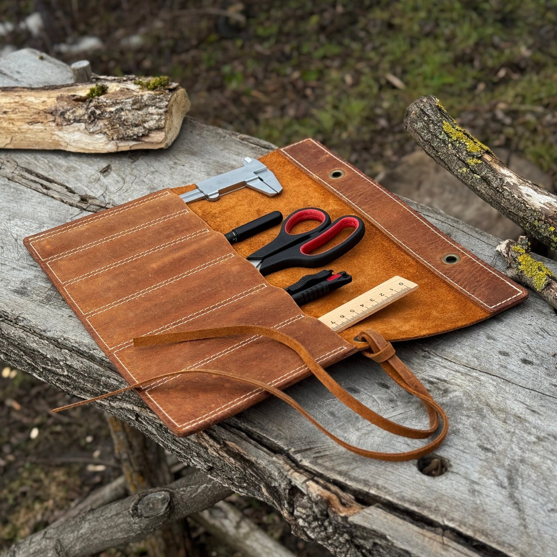 6 Pocket Leather Chisel Roll