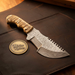 Ramhorn Damascus Wilderness Tracker with Extended Sawback Blade