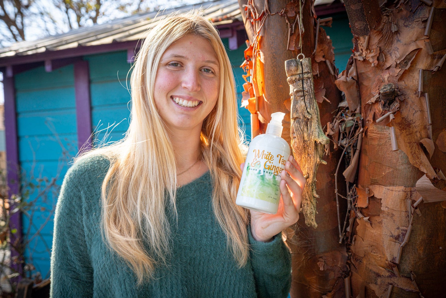 White Tea & Ginger Hand & Body Lotion 16 Oz Or 2 Oz by Essential Journeys, Southern food gift detail photo 13