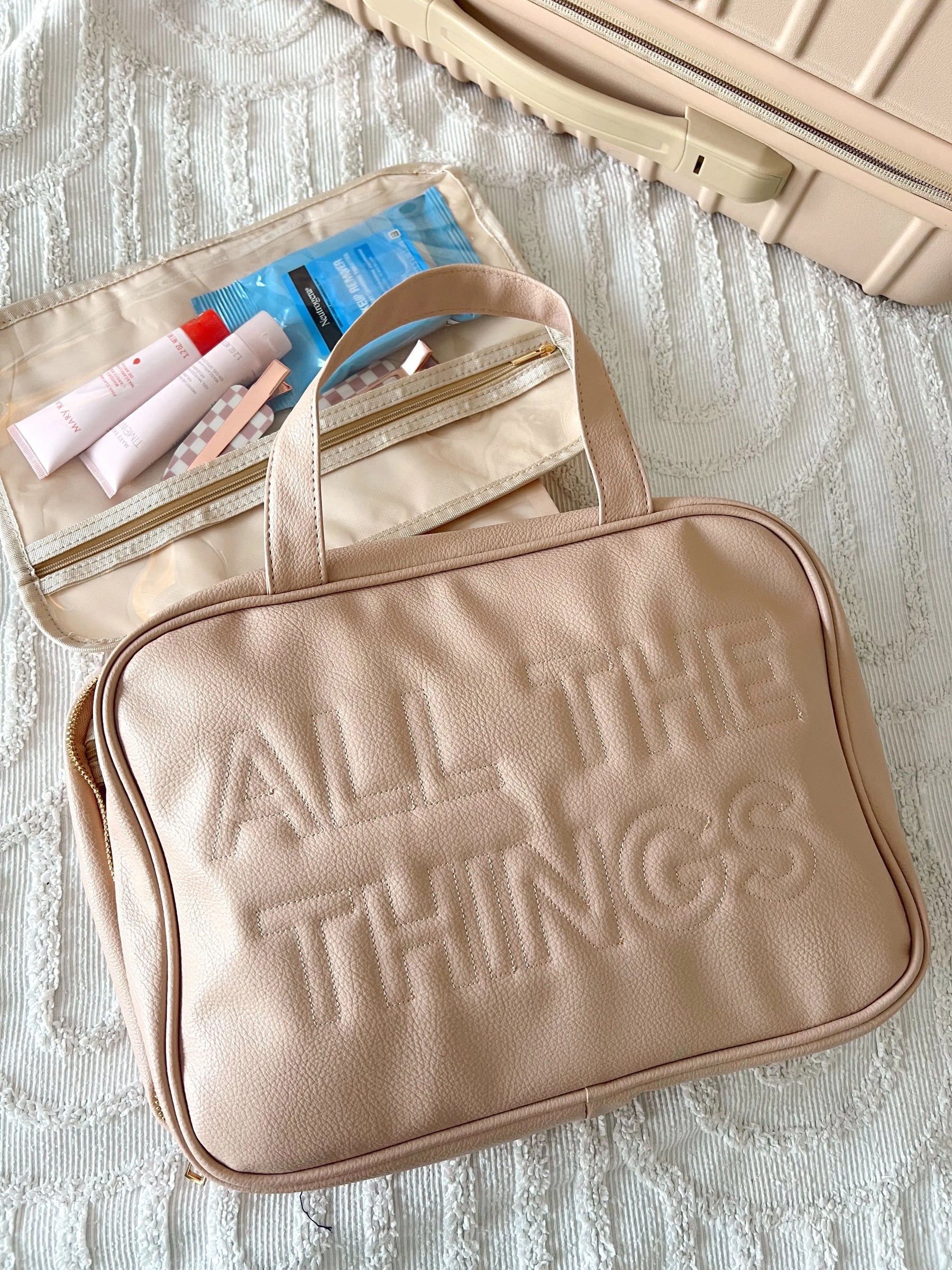 All The Things - Leather Hanging Bag by KenzKustomz, handmade leather goods detail photo 3