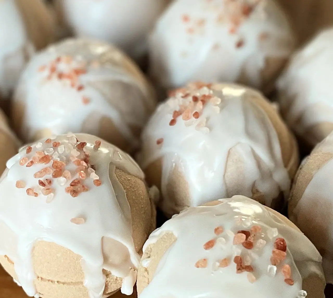 Bath Bomb by Lustful Bath, LLC, handmade bath and body detail photo 15