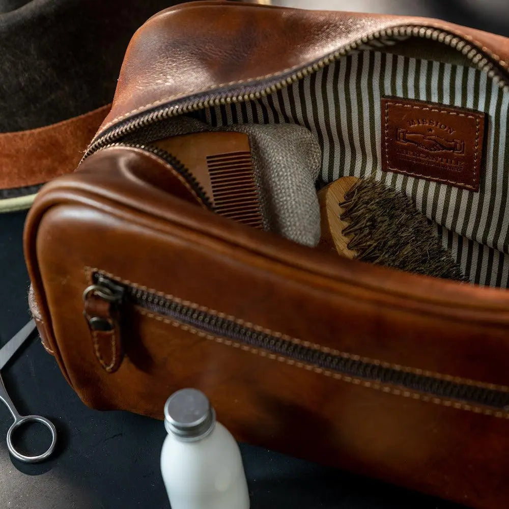 Benjamin Leather Toiletry Wash Bag Mission Mercantile Leather Goods