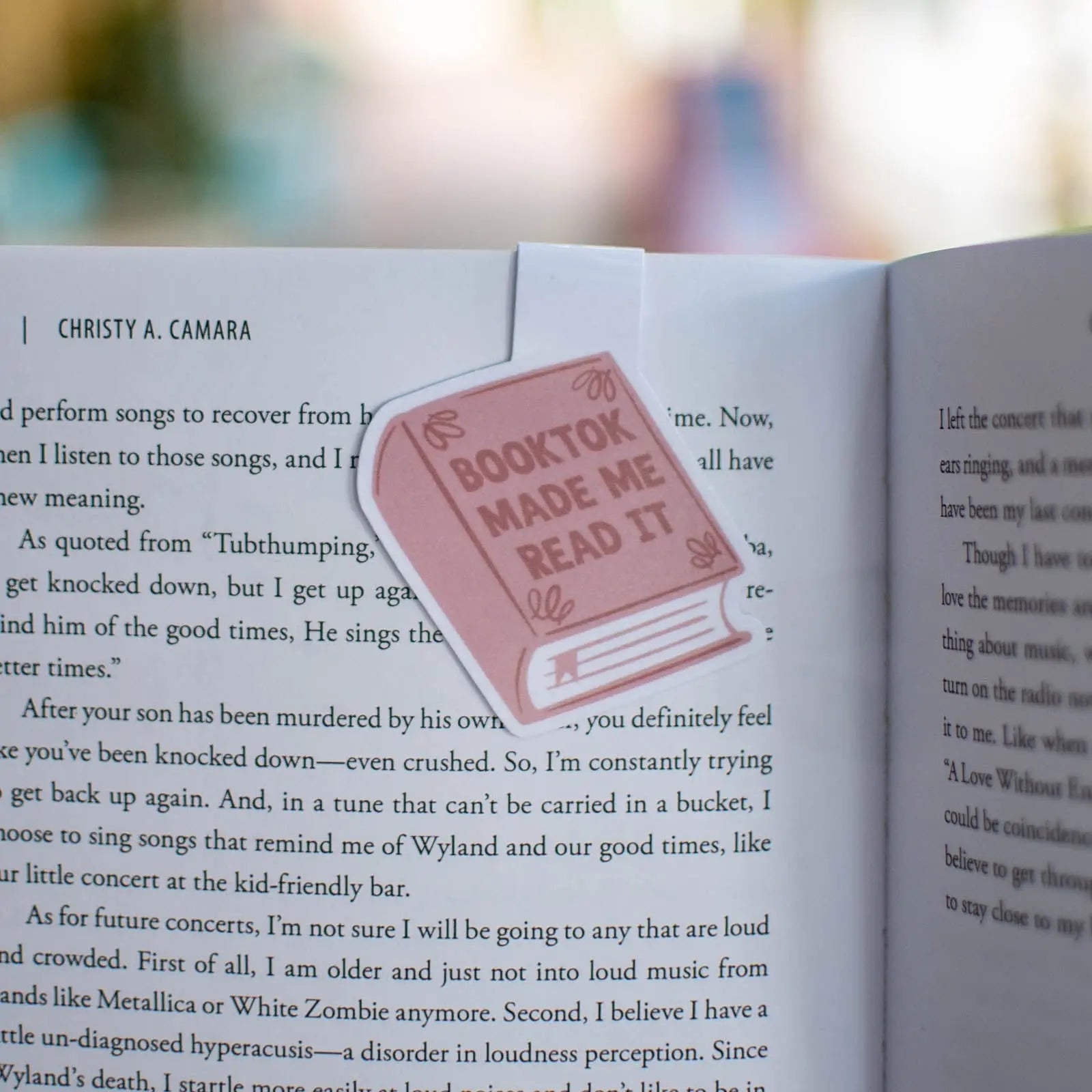 Booktok Made Me Read It - Magnetic Bookmark Still Magnolia