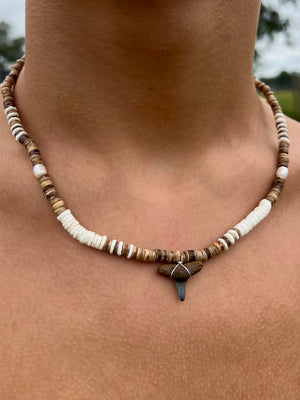 Canggu Shark Tooth Necklace HALT