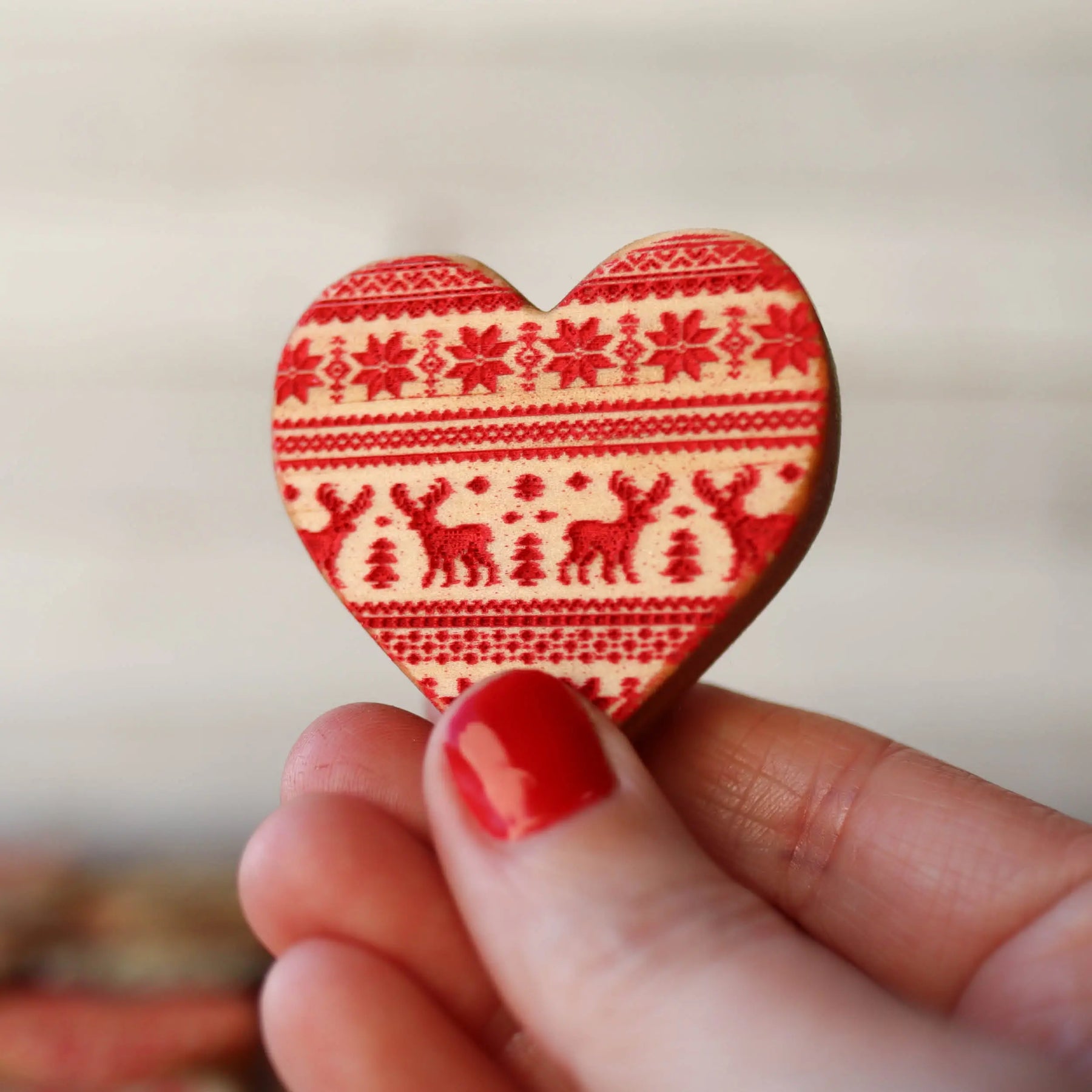Christmas Hearts :: Engraved Sets by Dennehey Design Co., Southern home decor detail photo 10
