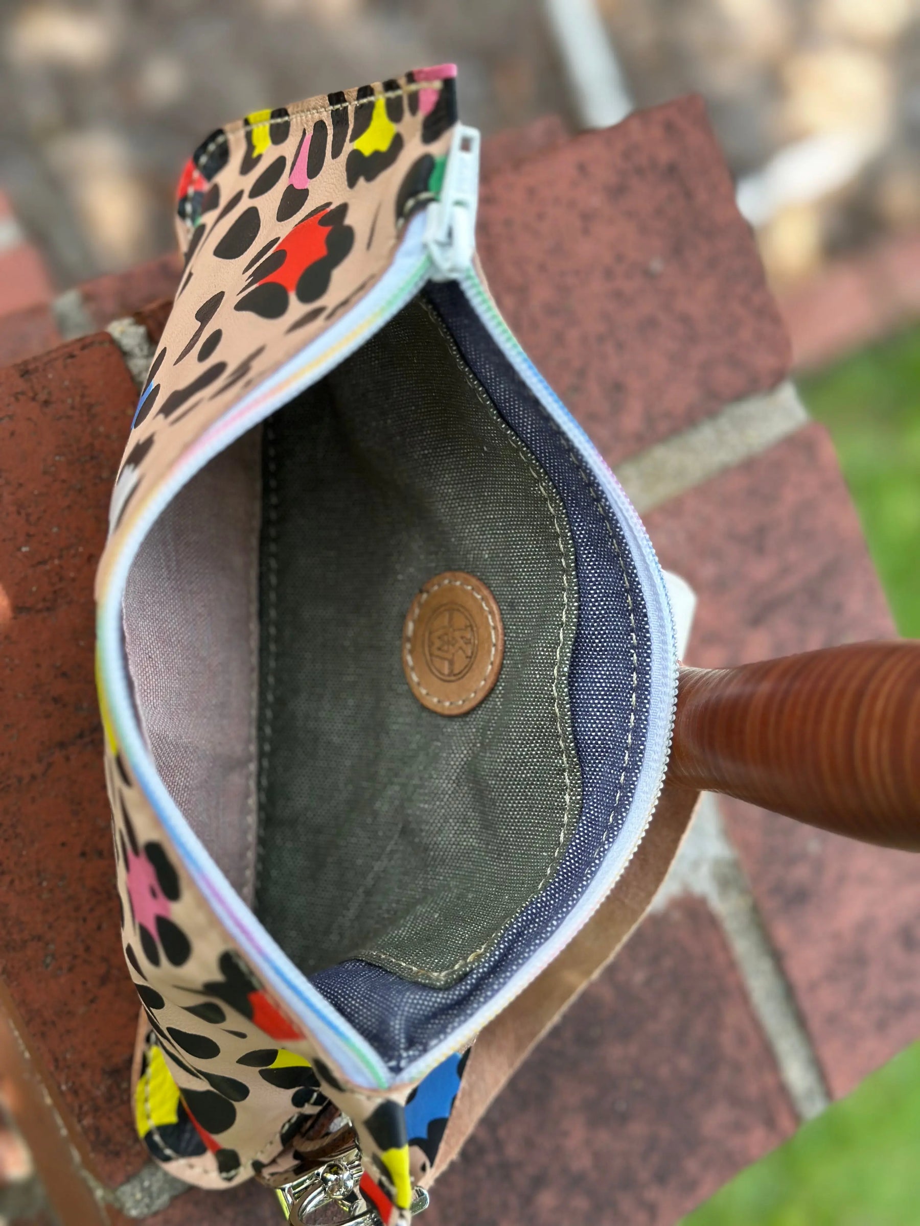 Classic Leather Clutch with Inside Pocket by Kw Leatherworks, handmade leather goods detail photo 9