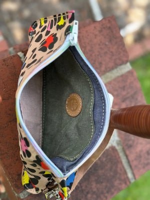 Classic Leather Clutch with Inside Pocket by Kw Leatherworks, handmade leather goods detail photo 9