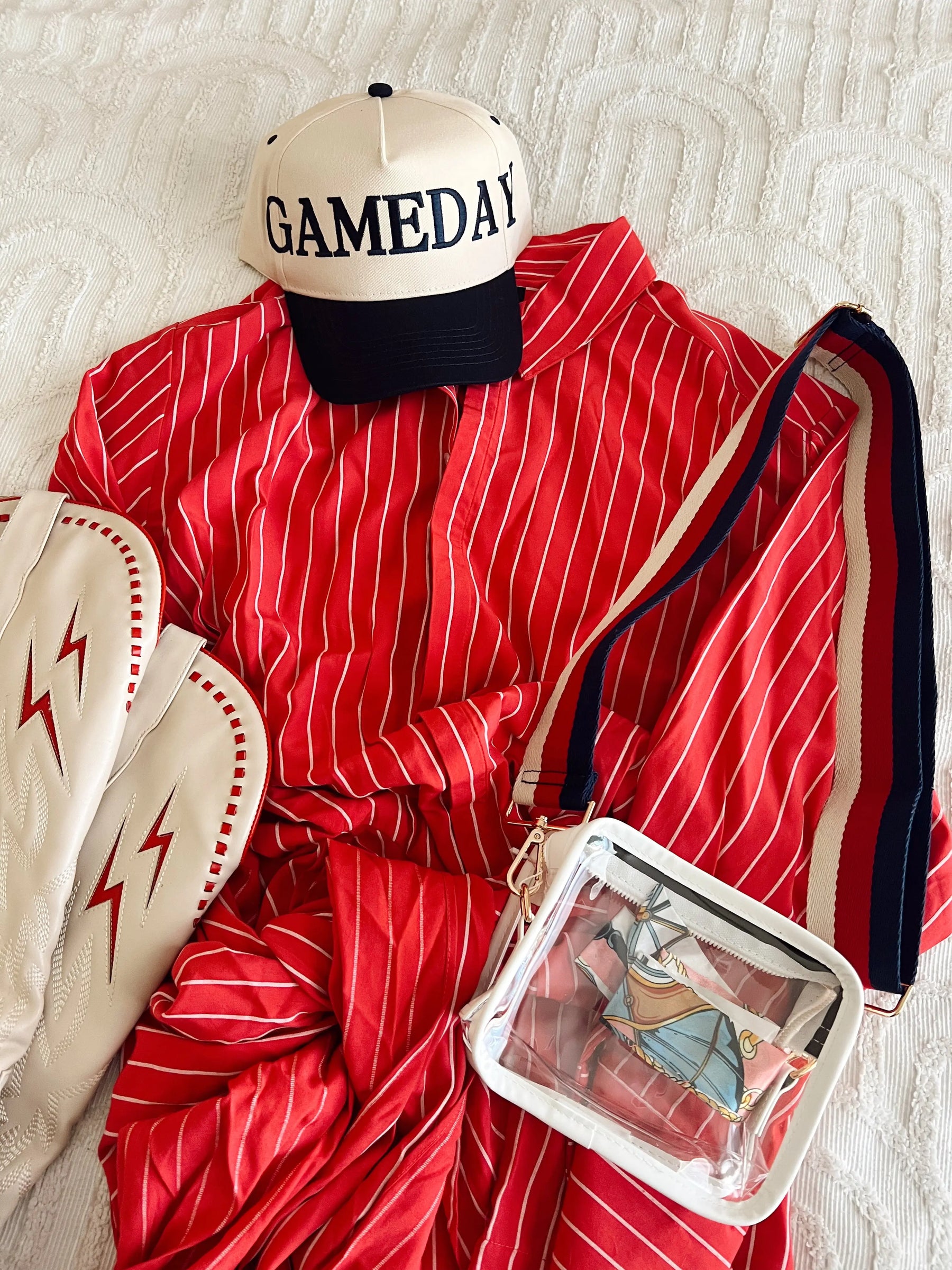 Clear Gameday + Concert Purse by KenzKustomz, handmade leather goods detail photo 7