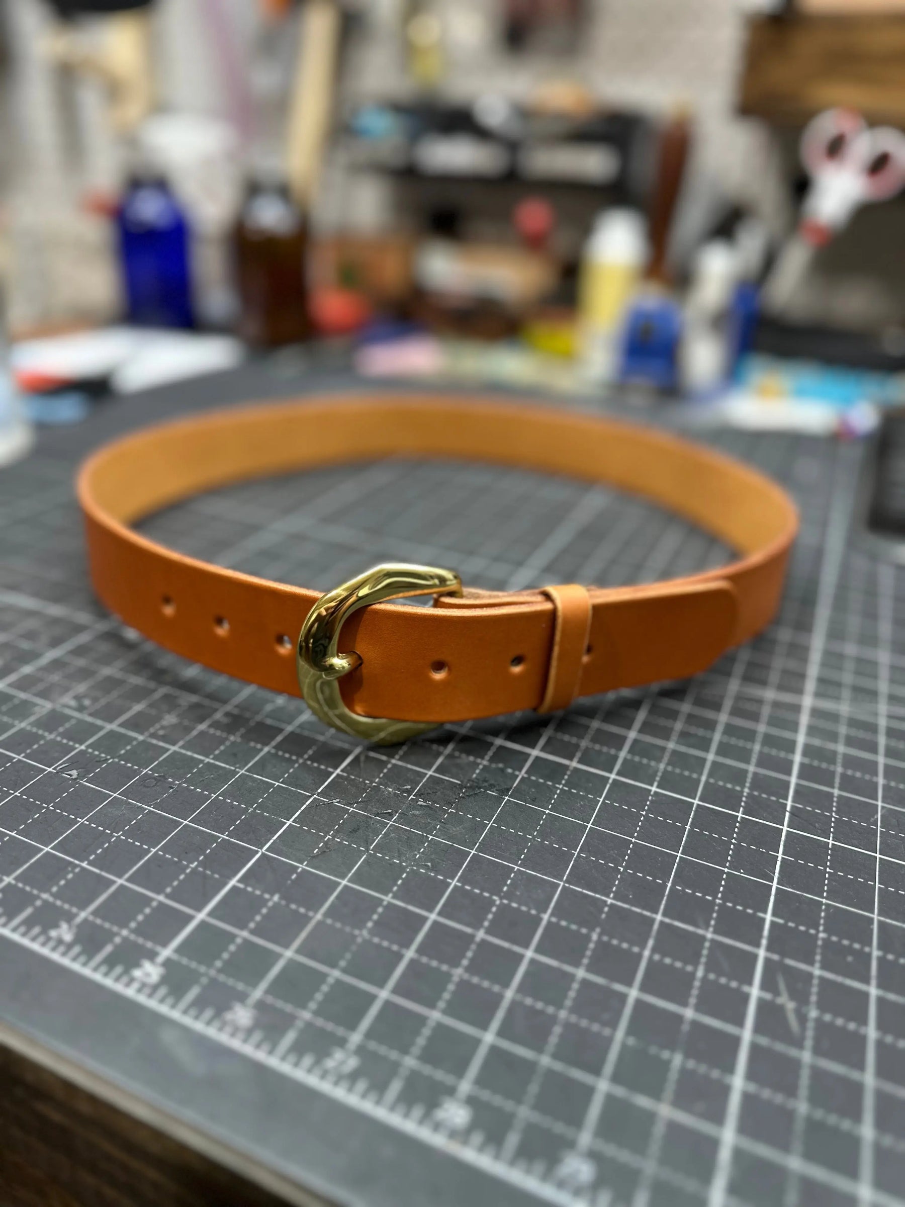 Custom Leather Belt by Kw Leatherworks, handmade leather goods detail photo 3