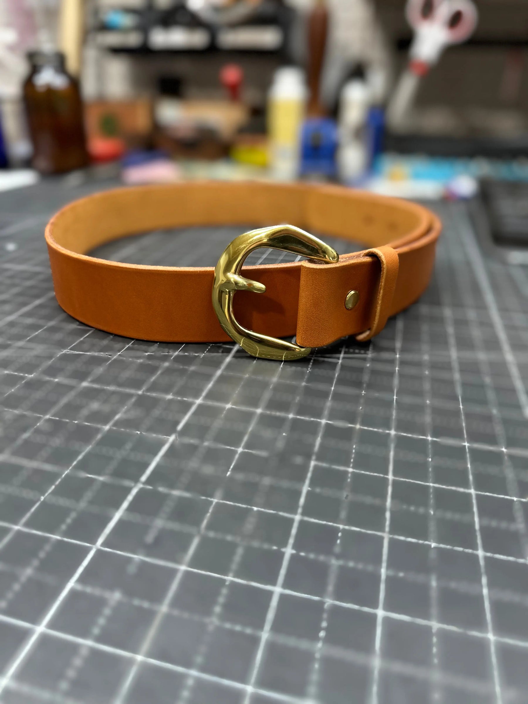 Custom Leather Belt by Kw Leatherworks, handmade leather goods detail photo 5