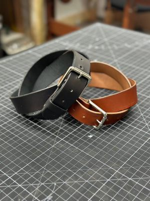 Custom Leather Belt by Kw Leatherworks, handmade leather goods detail photo 7
