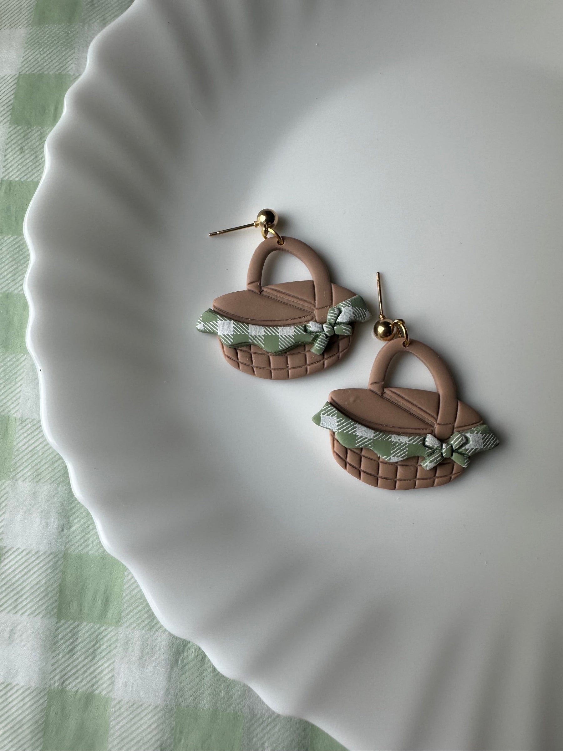Picnic Baskets, Sage