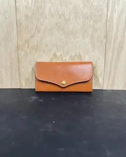 Female Wallets by Kw Leatherworks, handmade leather goods detail photo 12