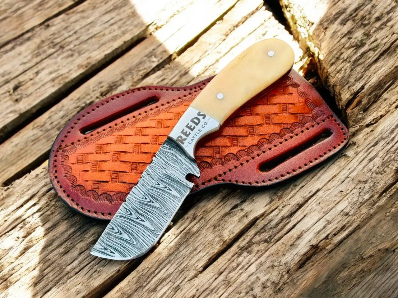 Fixed Blade Skinning Knife – 3" Damascus Blade with Deer Bone Handle Damascus Knife Store