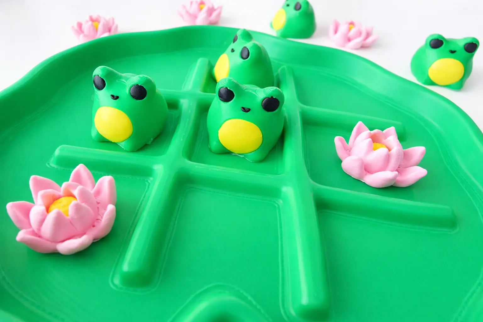The Tween Space Frog and Lily Pad Tic Tac Toe Game — Pond-Themed Board Game | 3D Printed by The Tween Space, paper gift detail photo 2