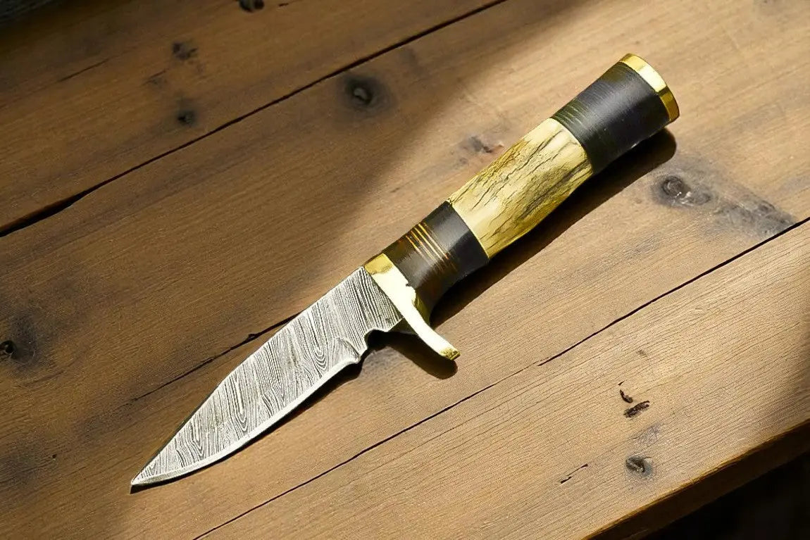 Handmade Damascus Steel Hunting Knife with Antler Horn Damascus Knife Store