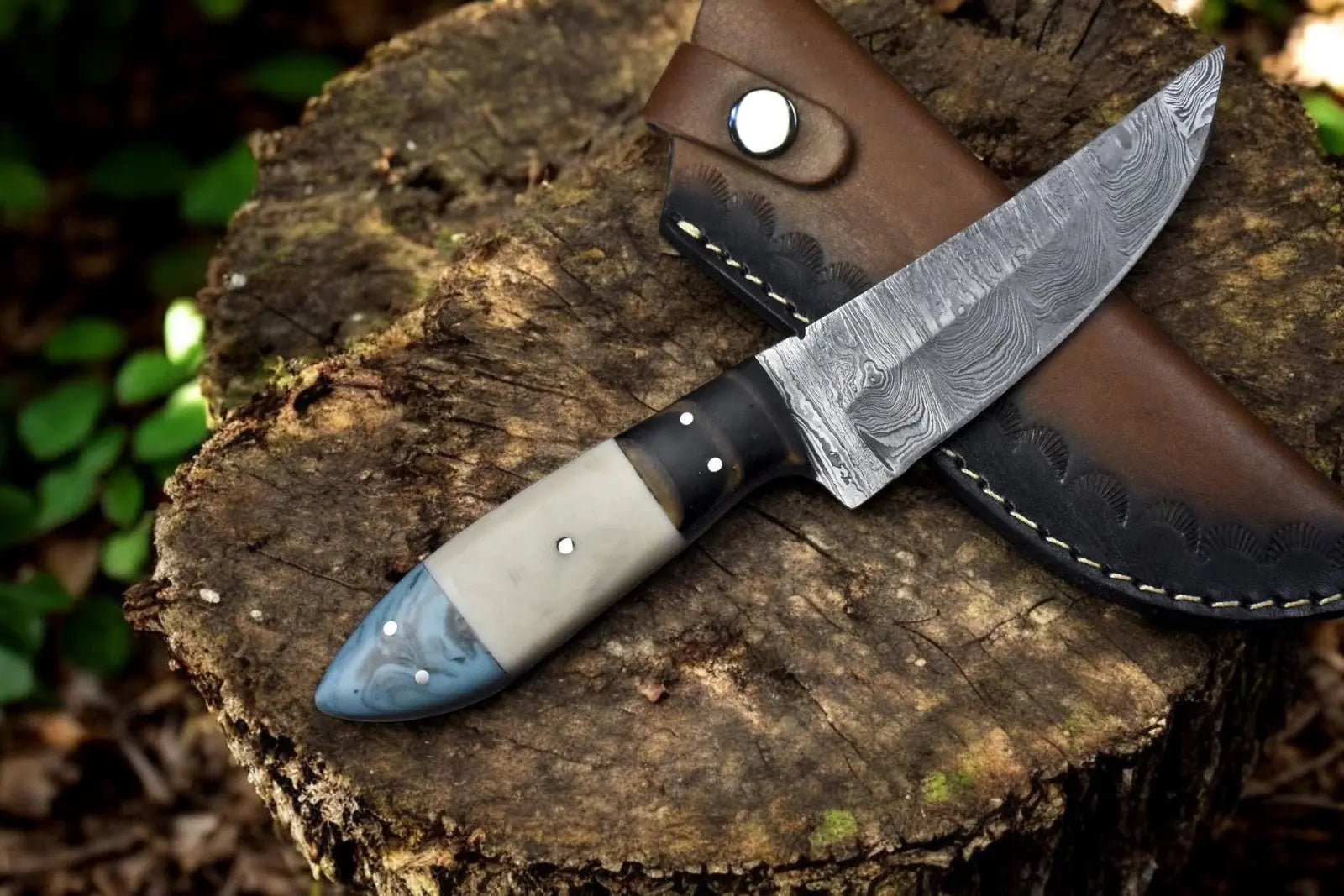 Handmade Damascus Steel Skinning Knife with Leather Sheath Damascus Knife Store