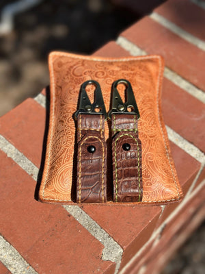 Handmade Leather Keychain by Kw Leatherworks, 3D printed gift detail photo 2