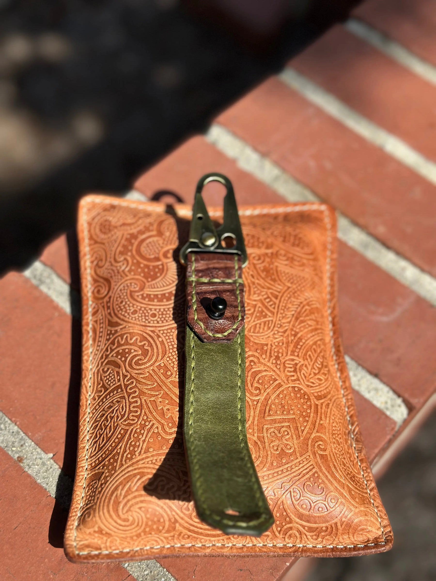 Handmade Leather Keychain by Kw Leatherworks, 3D printed gift detail photo 6