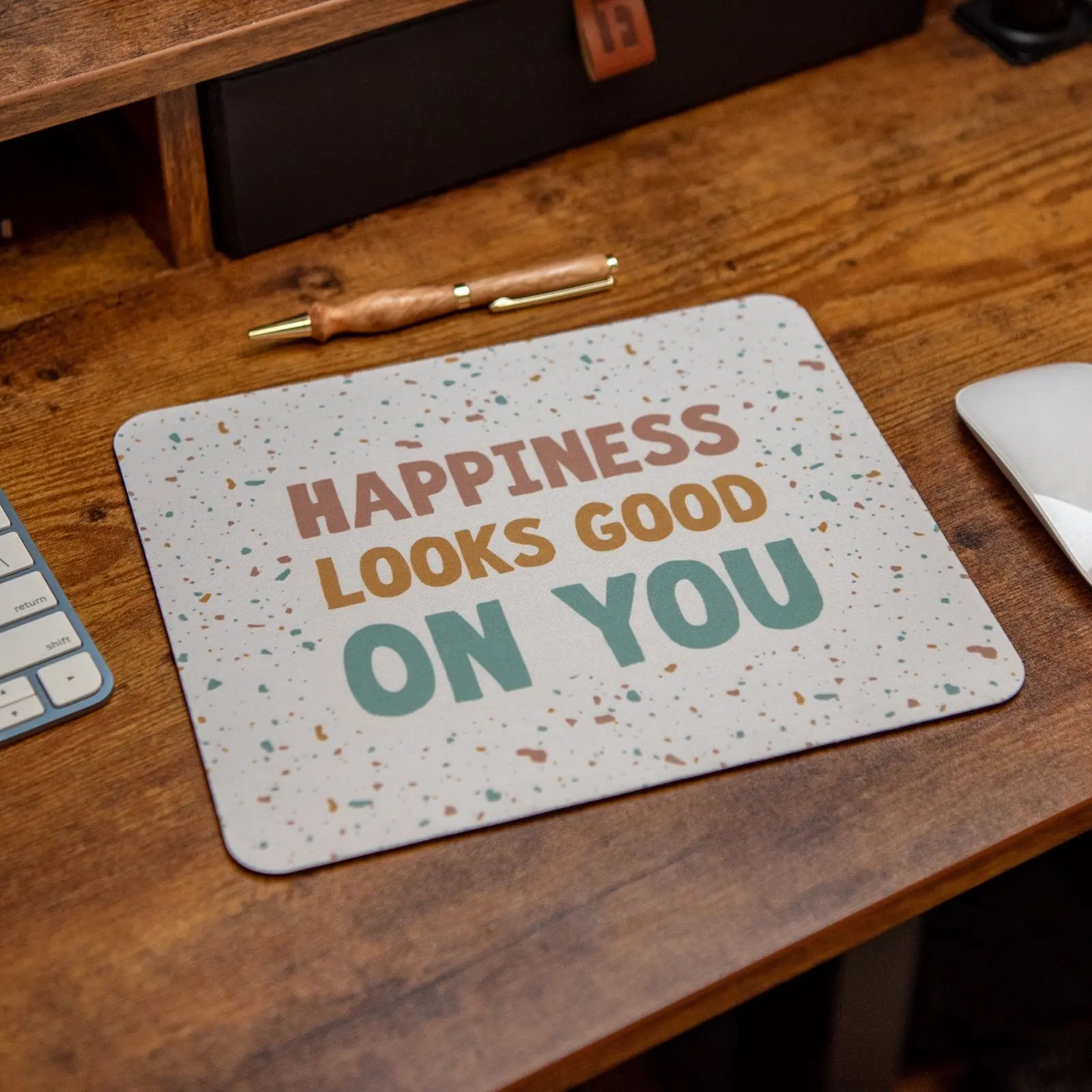 Happiness Looks Good on You - Mouse Pad by Still Magnolia, mouse pads detail photo 2