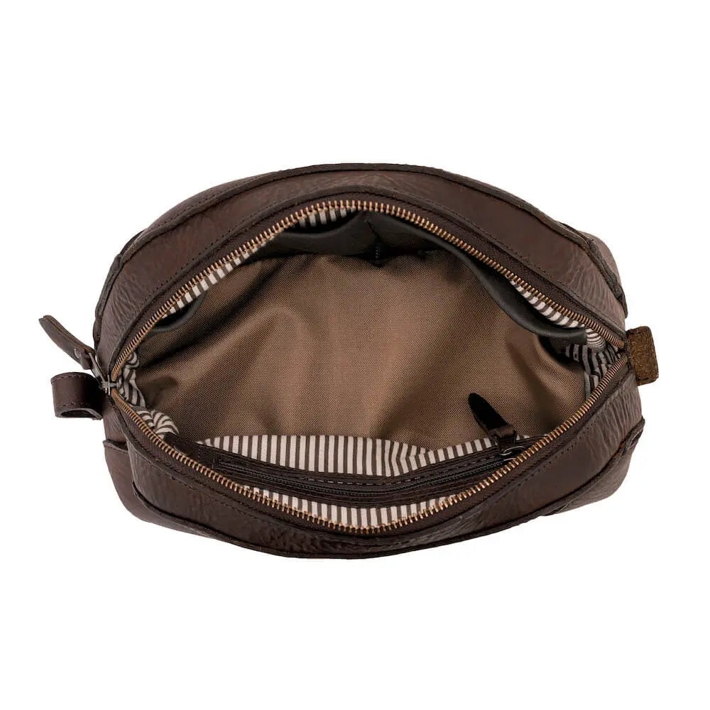 Heritage Leather Stateroom Toiletry Wash Bag by Mission Mercantile Leather Goods, natural skincare detail photo 14