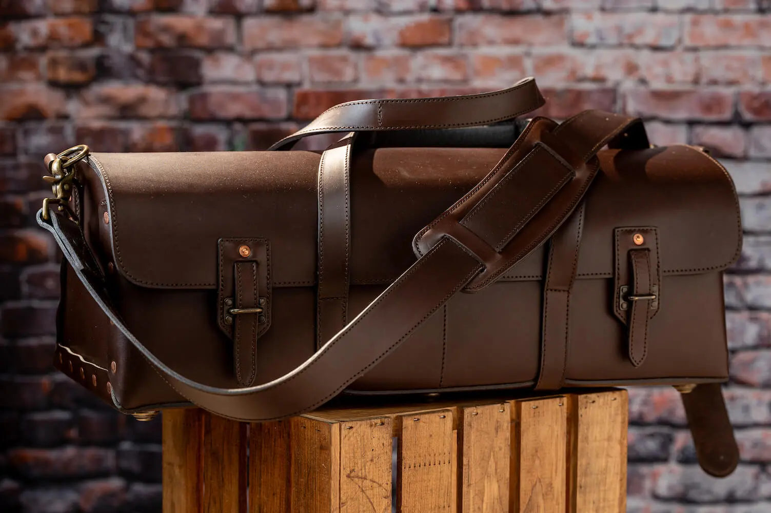 Heritage Leather Tradesman Bag by Mission Mercantile Leather Goods, handmade leather goods detail photo 2