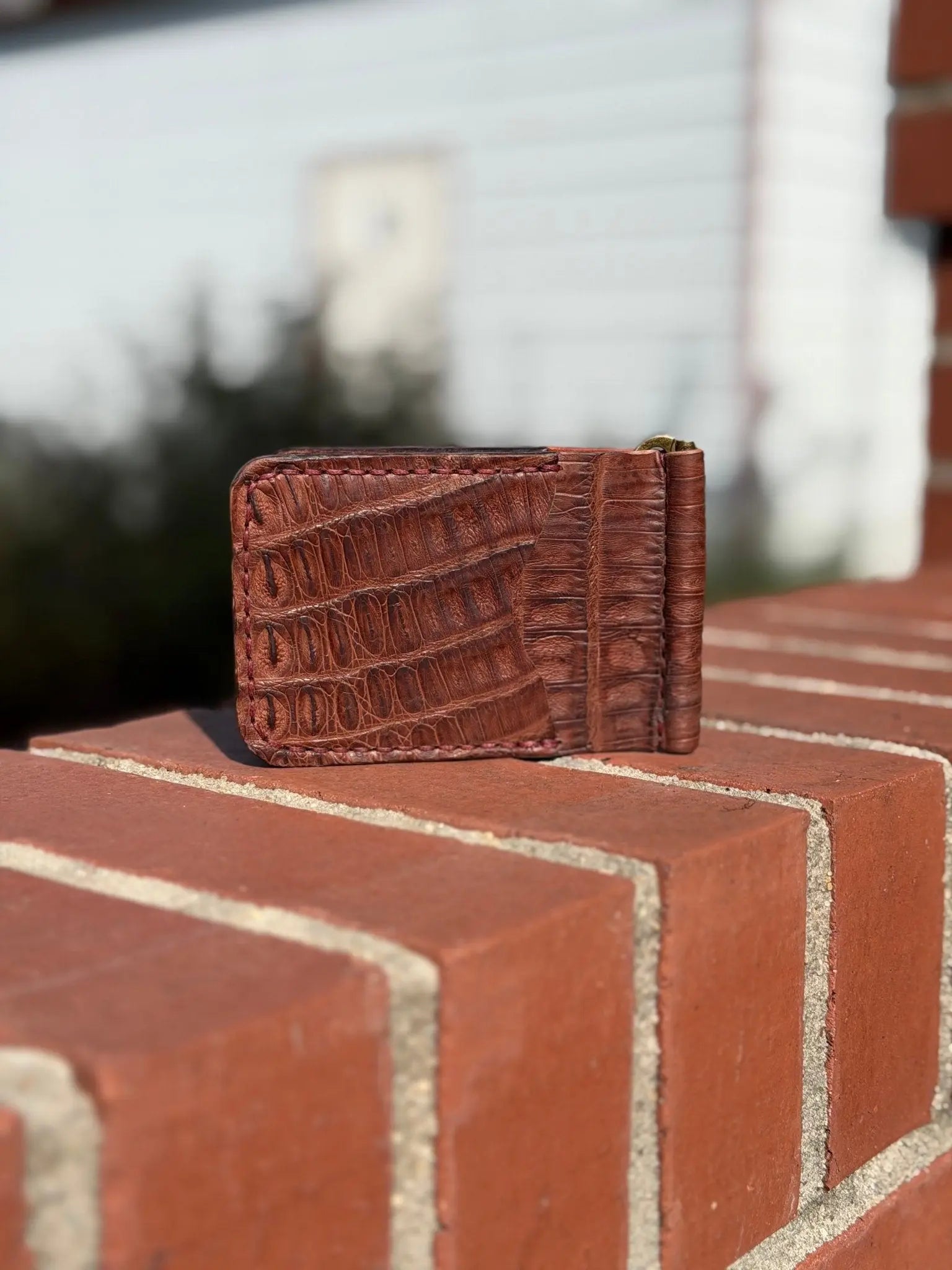 High end leather money clip wallets by Kw Leatherworks, handmade leather goods detail photo 3