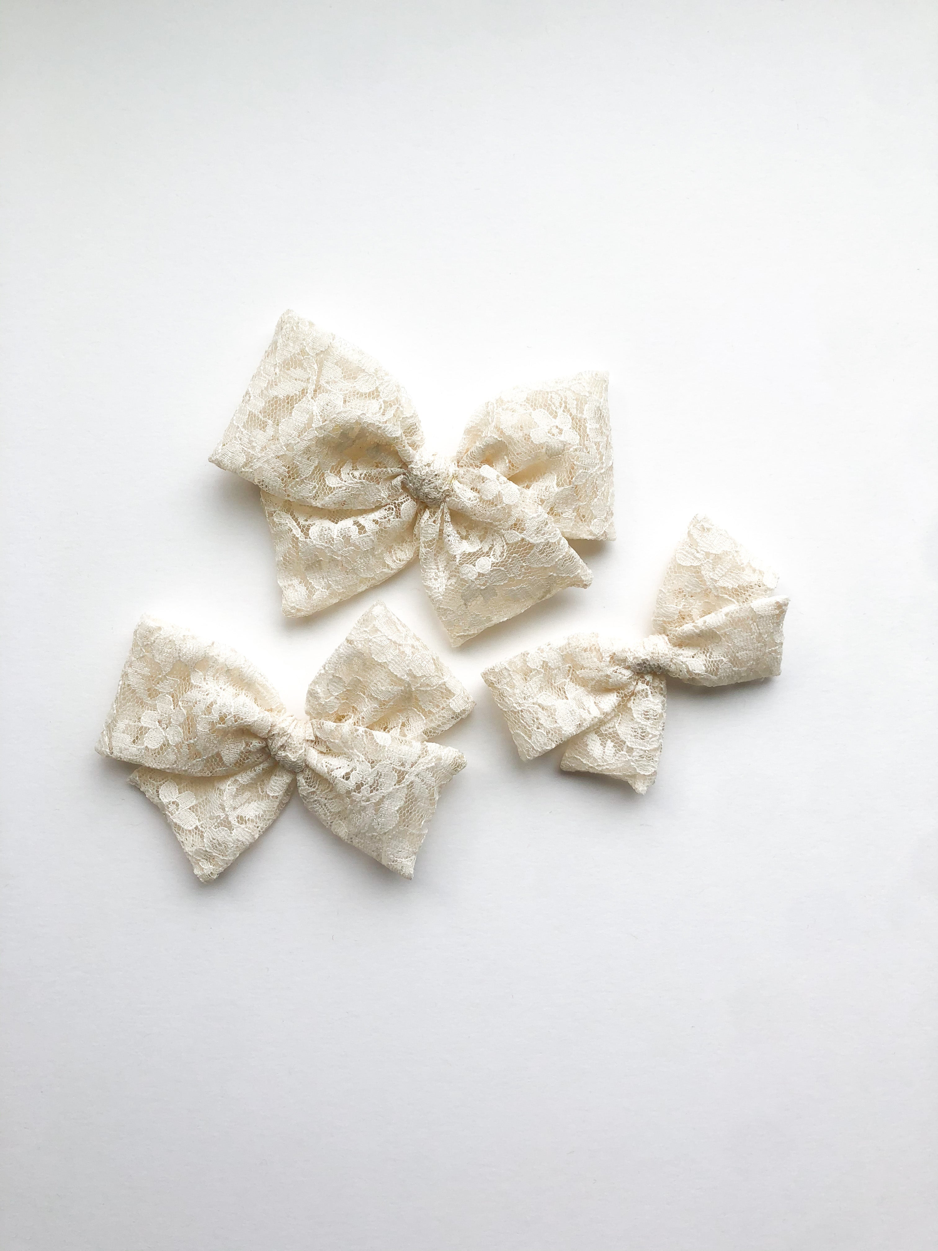 Ivory Lace Pinwheel by Boosh Baby image 2