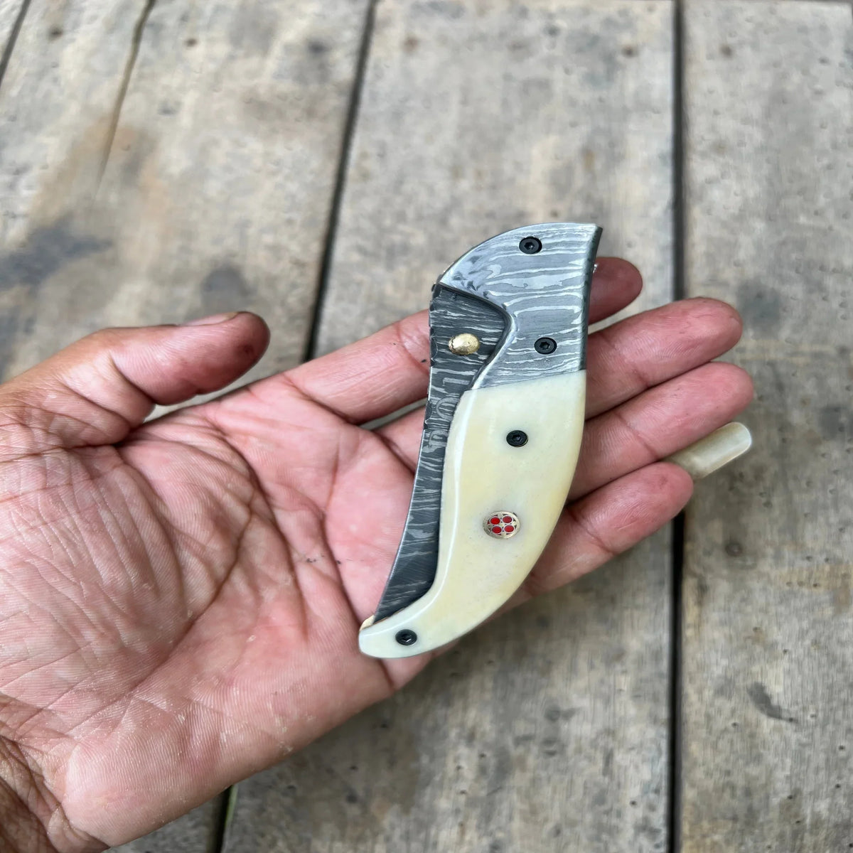 Frontrunner Camel Bone folding knife with Leather Sheath detail view by JW SteelCrafts