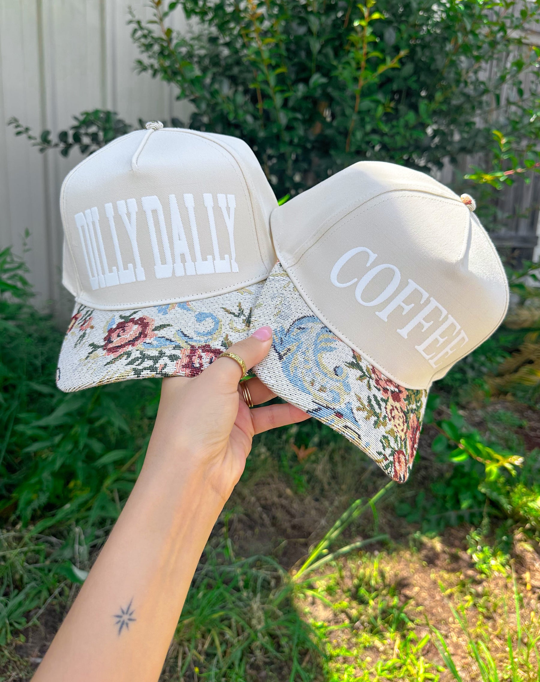 Dilly Dally Tan/Light Vintage Floral Canvas Trucker Hat