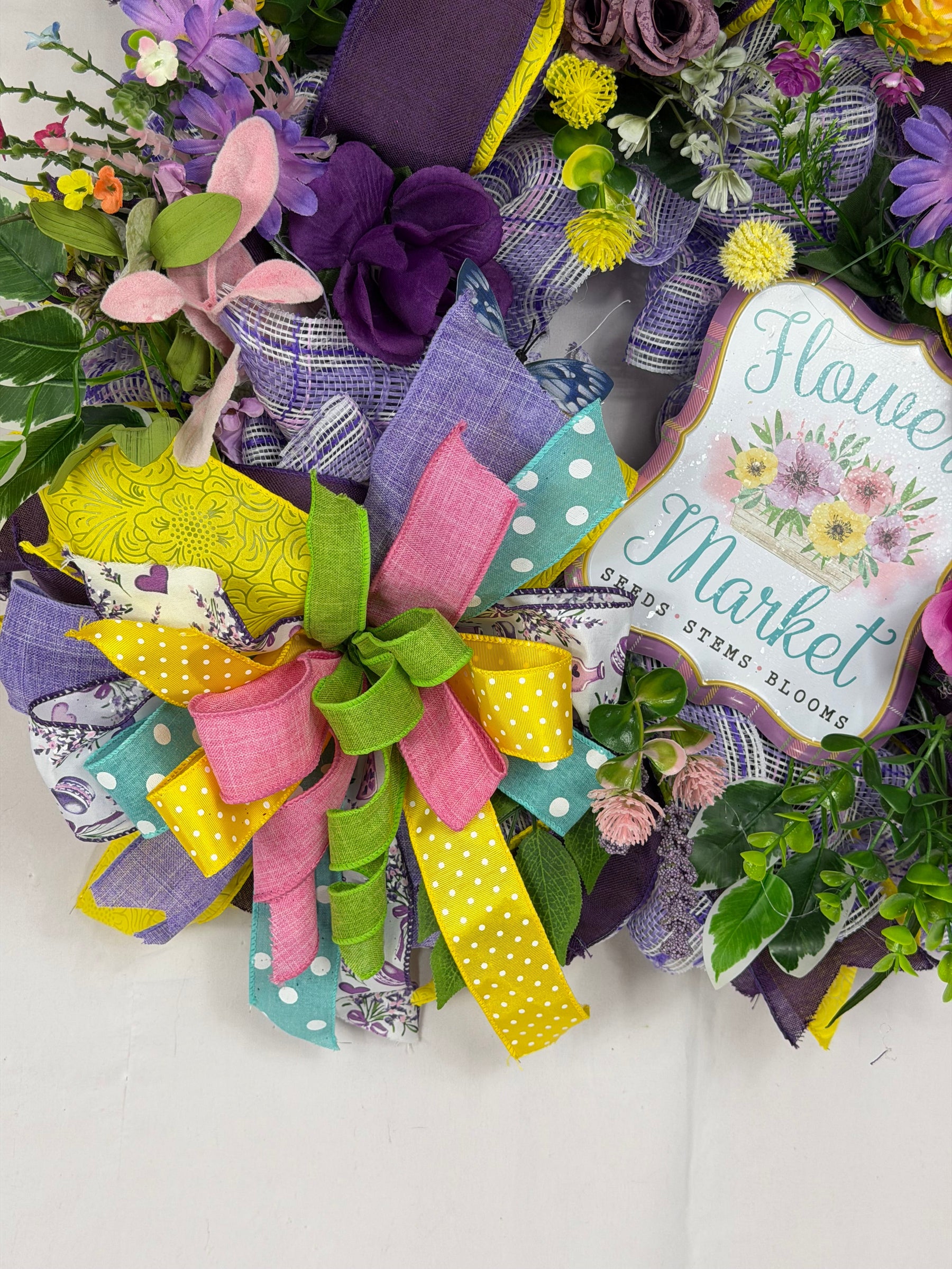 Everyday Wreath | Flower Market Wreath | Spring Wildflowers | Butterfly Front Door Decor detail view by Bouge Creations