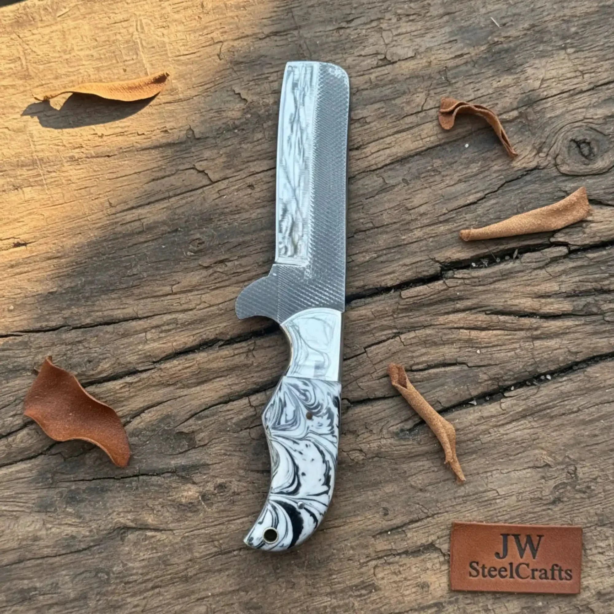 Rasp Steel Bull Cutter Knife — White and Black Marble Resin Handle by JW SteelCrafts, Damascus knife detail photo 2