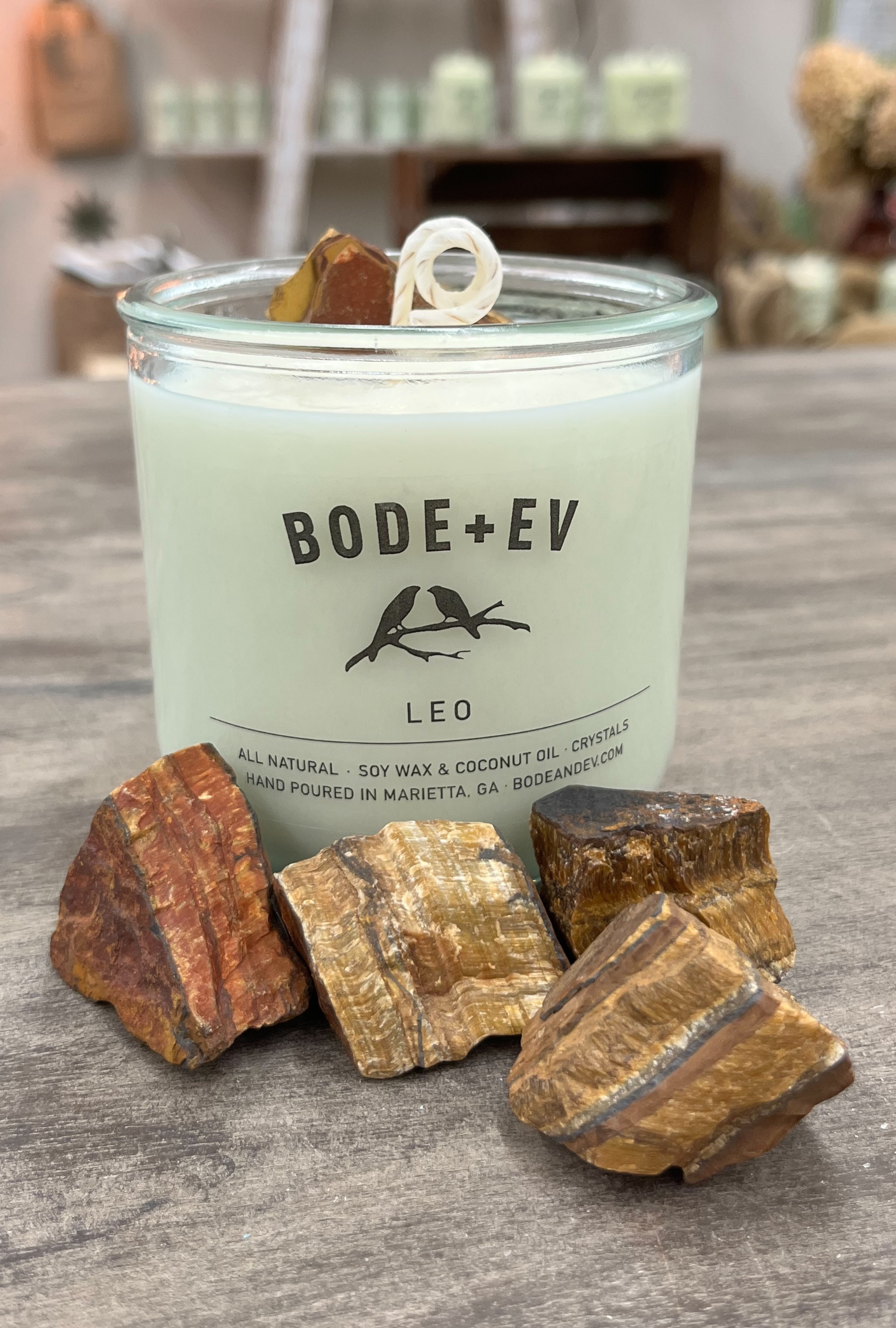 Leo | Bold Leather, Amber + Vanilla | July 23 to August 22