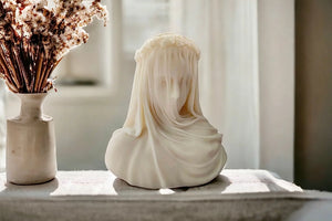 Lady in Veil by Believe Candle, scented candle detail photo 2