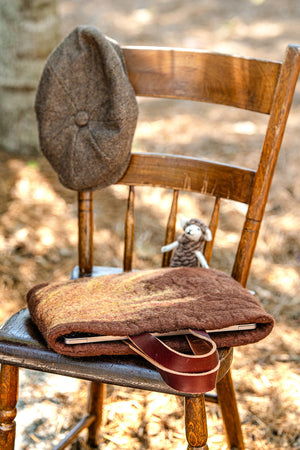 Rust and Natural Tan Classic Carryall handmade wool bag by Comfy Bear Home product image 3
