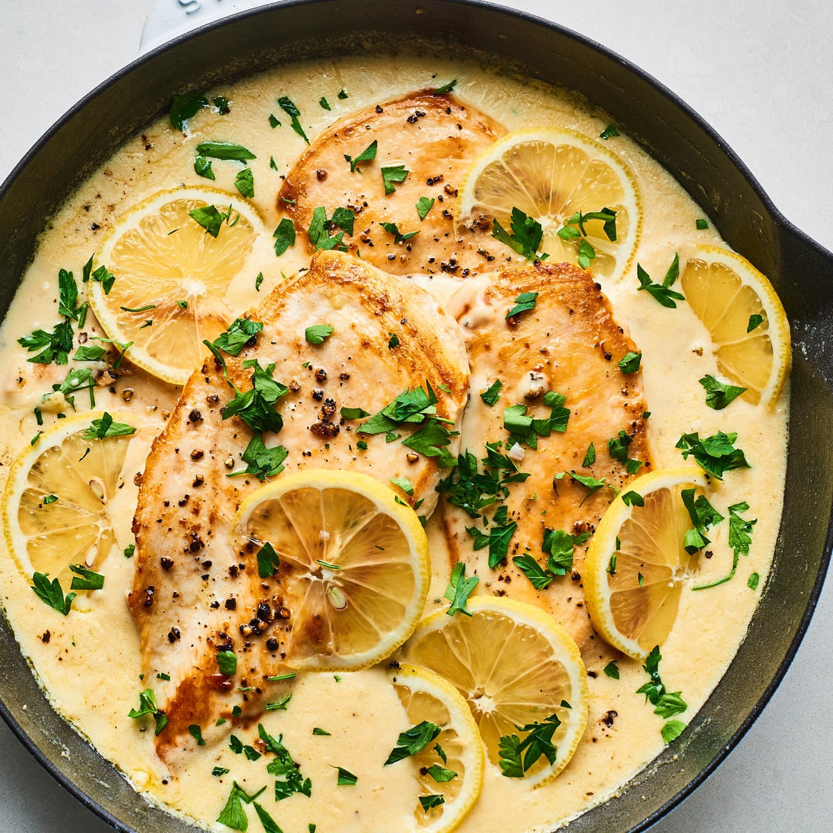 Igotchu Lemon Garlic Pepper seasoning detail view by Igotchu Seasonings
