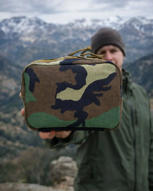 Minimalist Woodland Fanny Pack by Recycled Firefighter, handmade leather goods detail photo 2