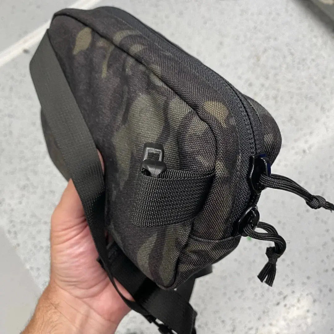 Minimalist Woodland Fanny Pack by Recycled Firefighter, handmade leather goods detail photo 5