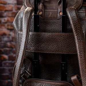 Theodore full-grain leather laptop backpack detail image 4