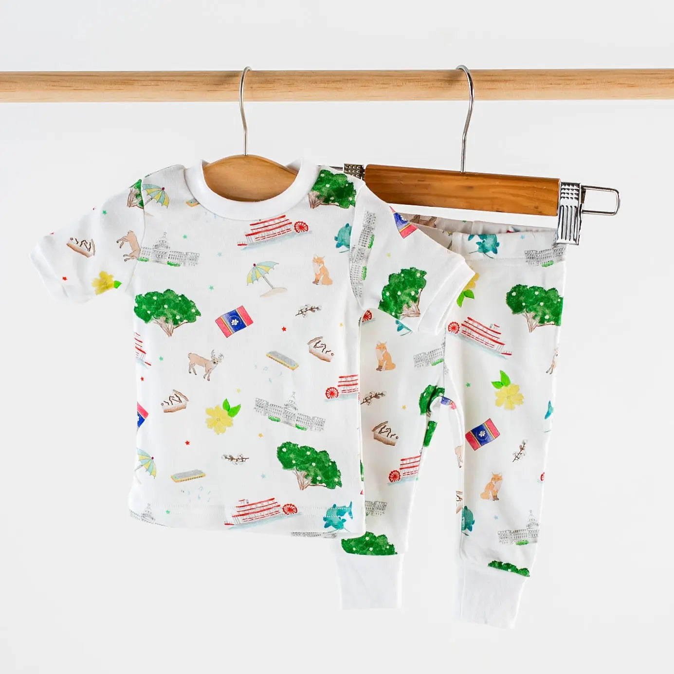 Mississippi Kids Organic Cotton Pajama Set by Nola Tawk, Southern food gift main product photo