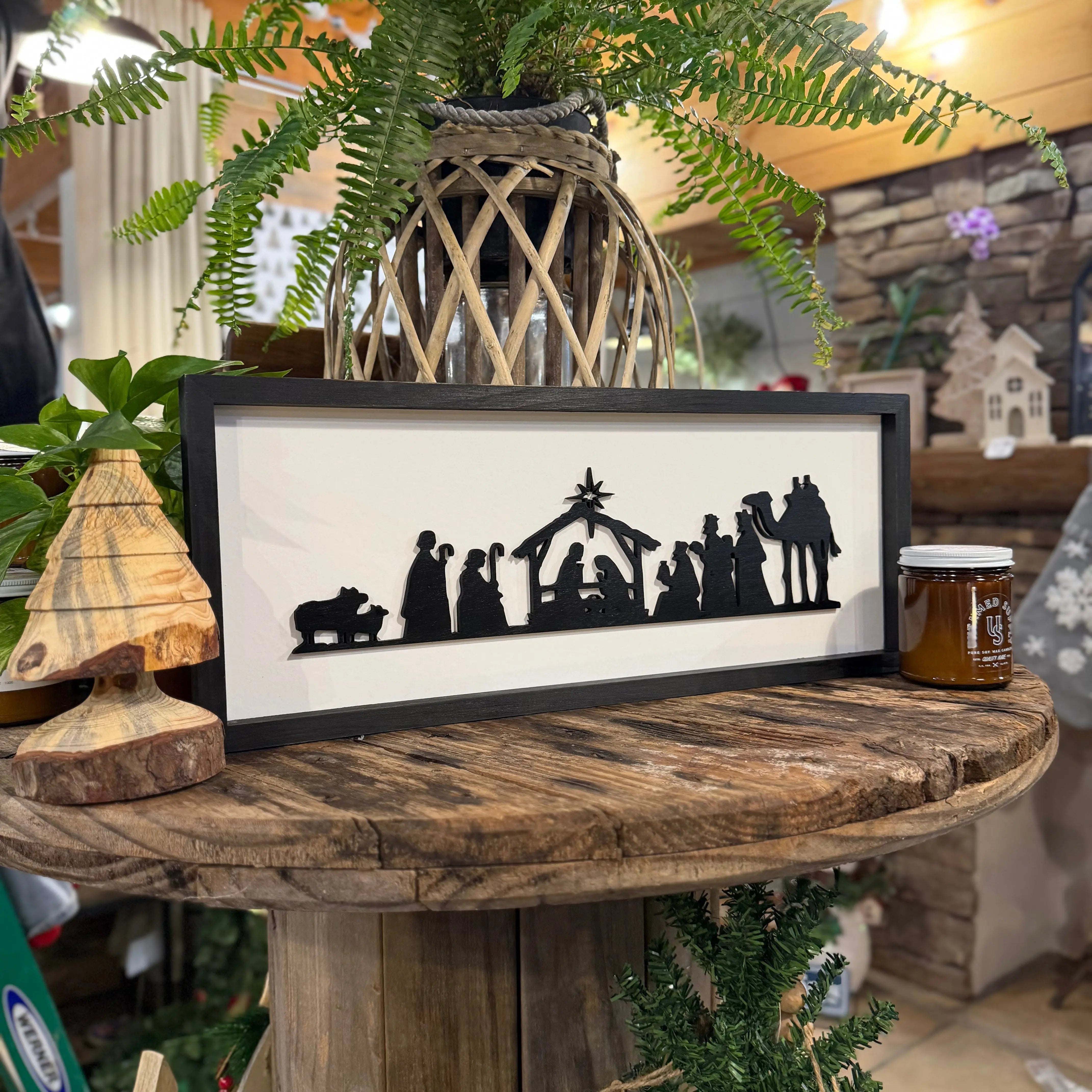 Nativity sign Still Magnolia