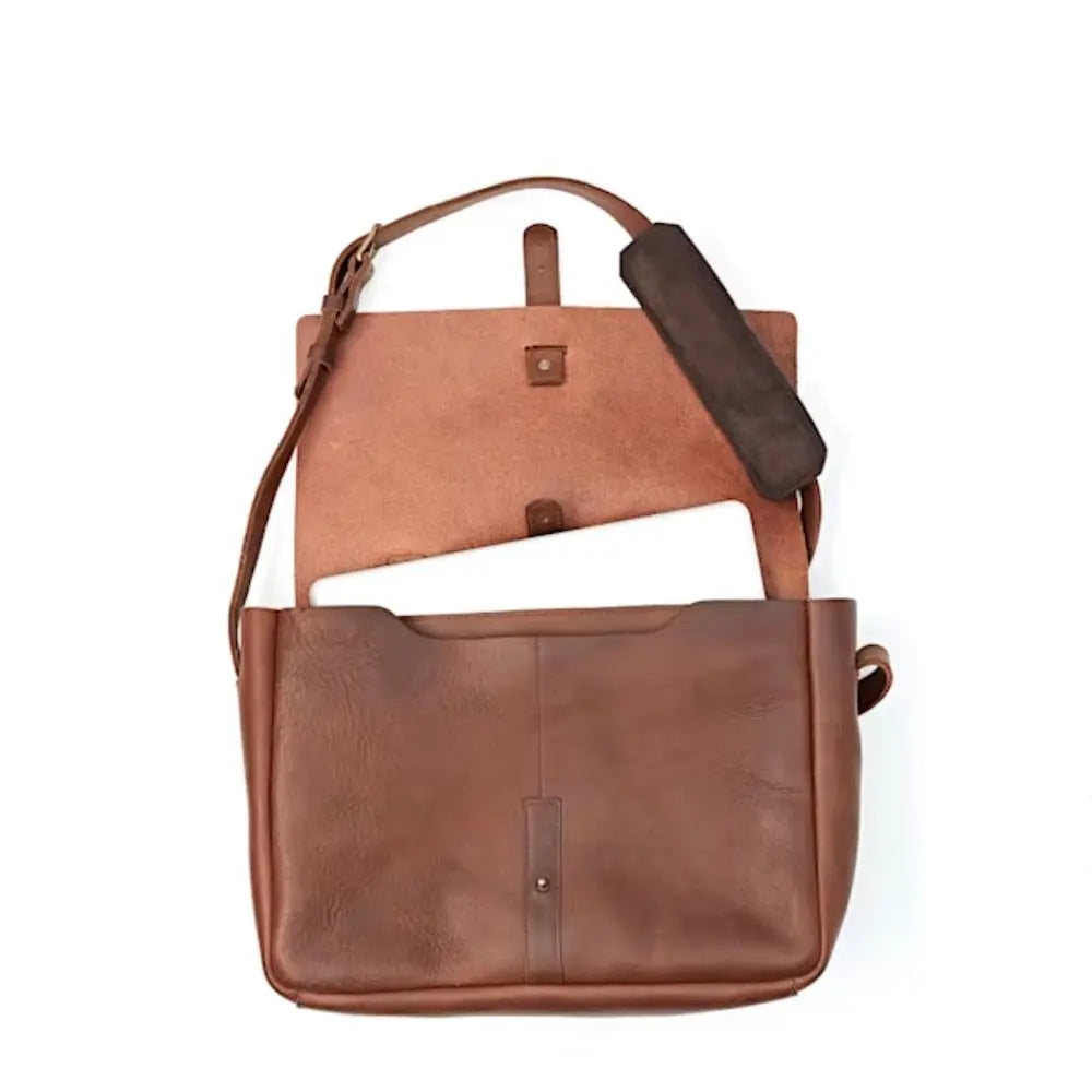 Nisolo Loreto Leather Messenger Bag by Mission Mercantile Leather Goods, handmade leather goods detail photo 5