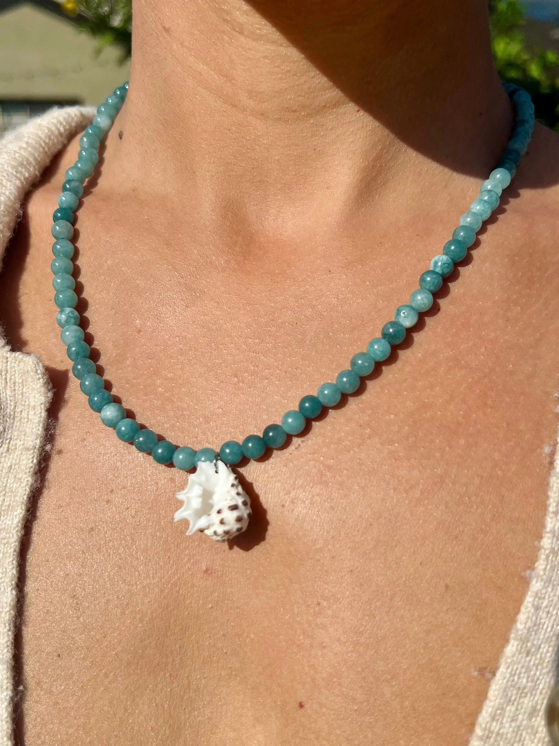 Pacific Drupa Necklace by HALT, handmade jewelry detail photo 2